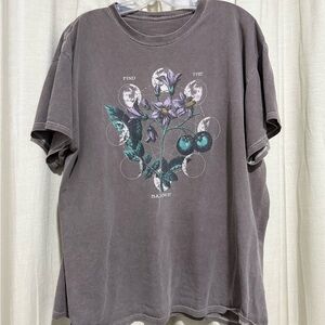 Graphic Floral Tee with Moon Phases - Charcoal Gray